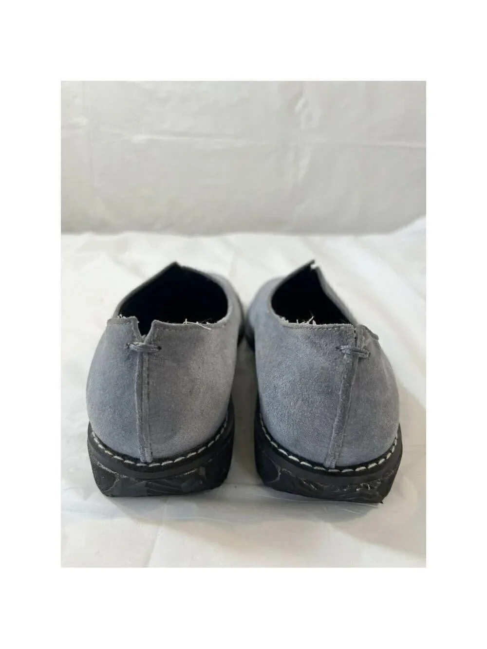 Bijou suede Slip on shoe loafer size 6 M